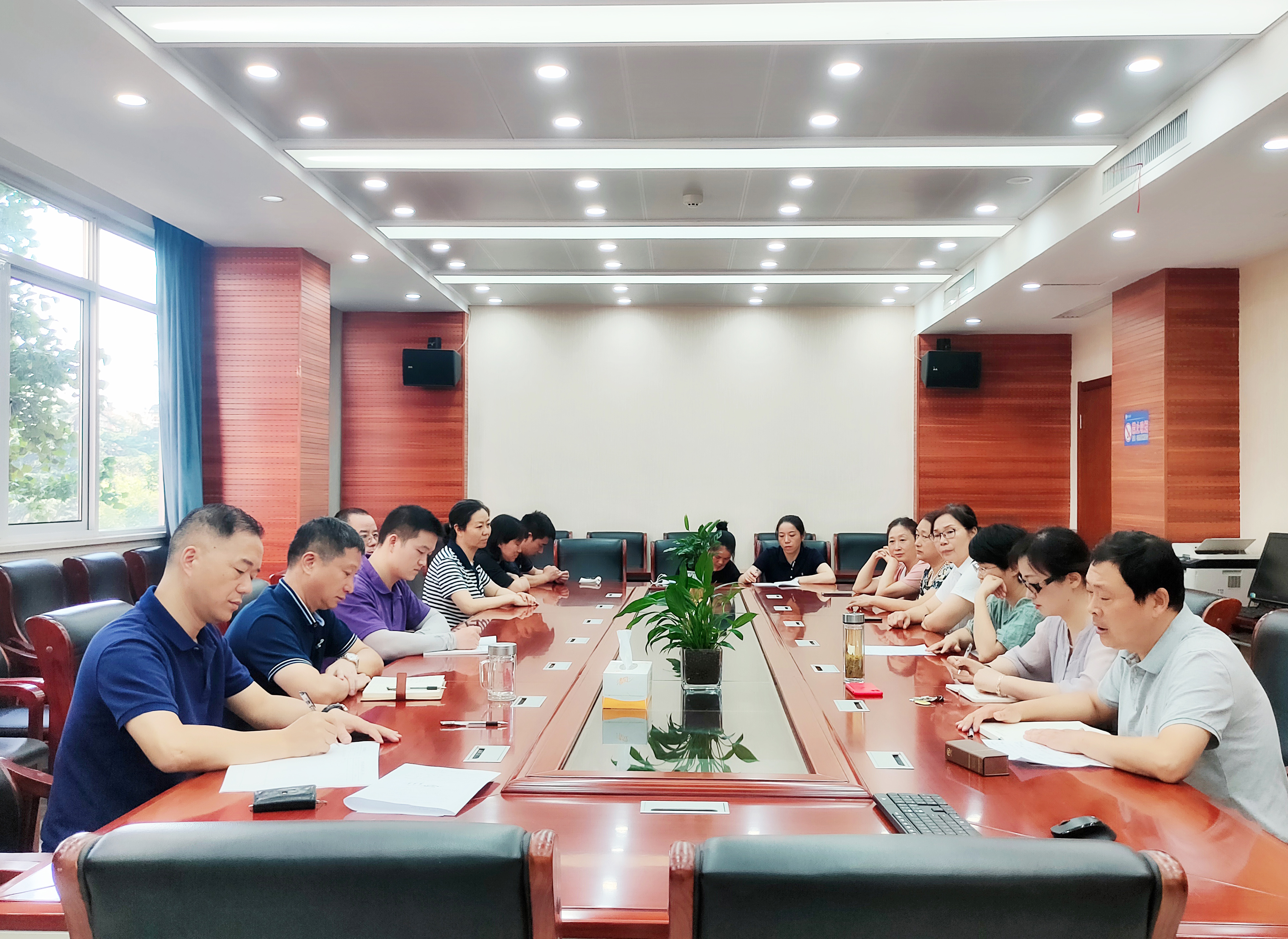 校长助理黄严生出席并做了讲话,教务处主任余国军,教务处副主任戈益超
