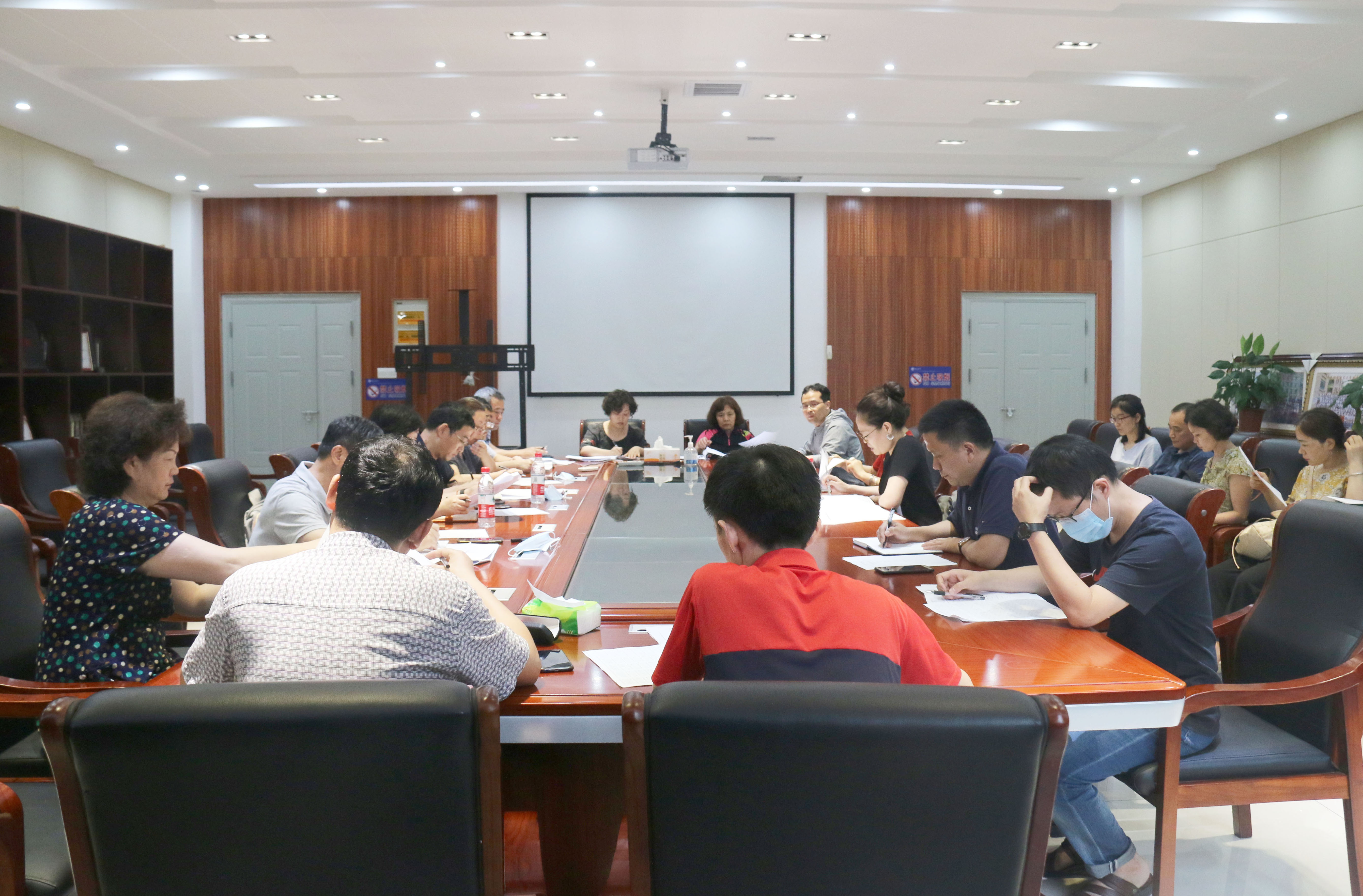 研判形势,精准备考——科大附中召开初三毕业班一模